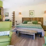 Sant-anna 4* سان تروبيه