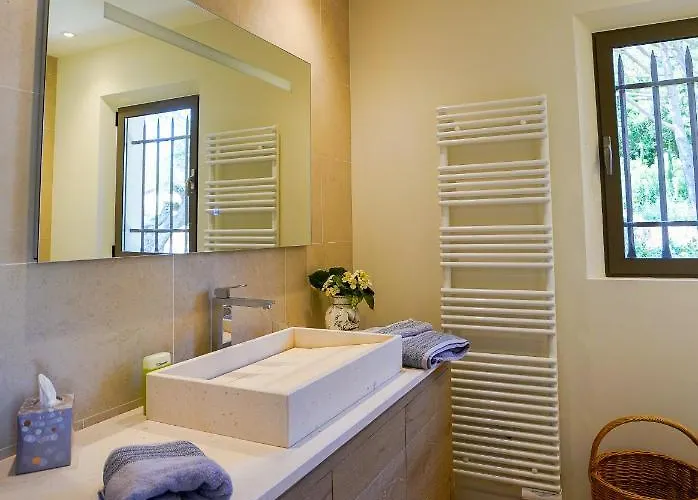 Sant-anna Oda ve Kahvaltı Saint-Tropez