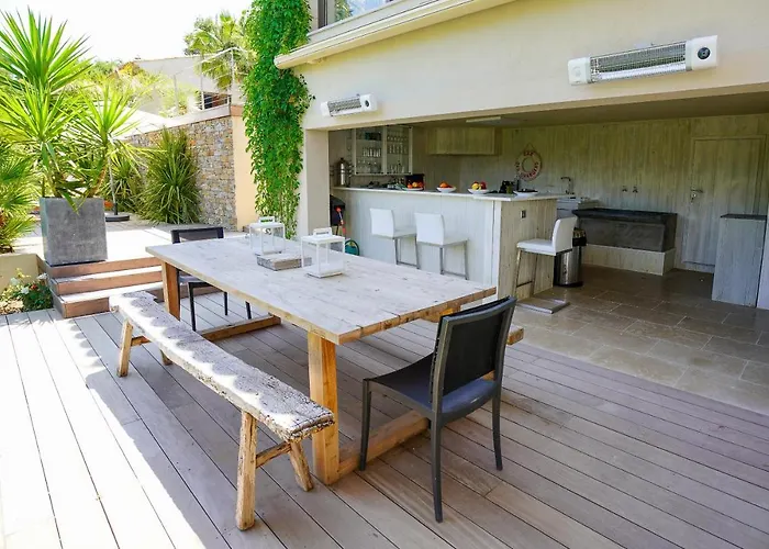 Sant-anna Oda ve Kahvaltı 4*